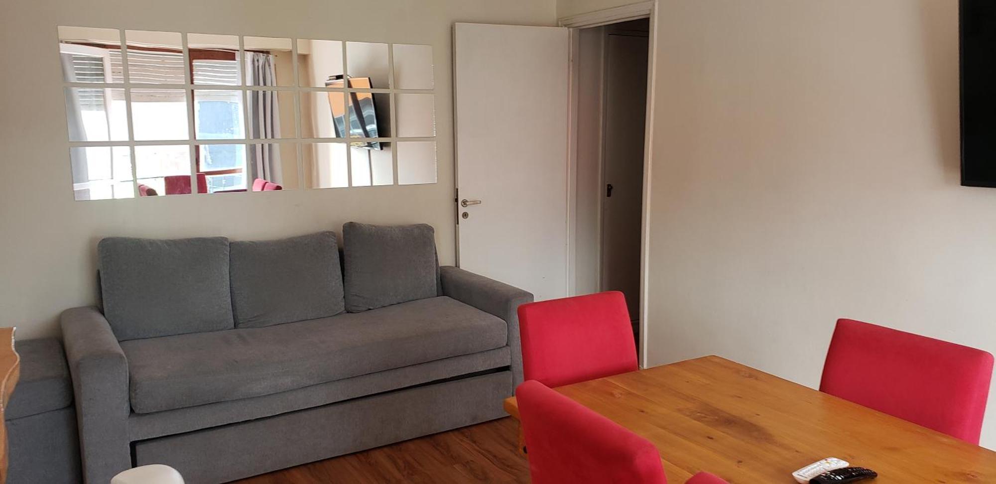 Dpto. Centro En Peatonal Rivadavia Mega Luminoso Apartamento